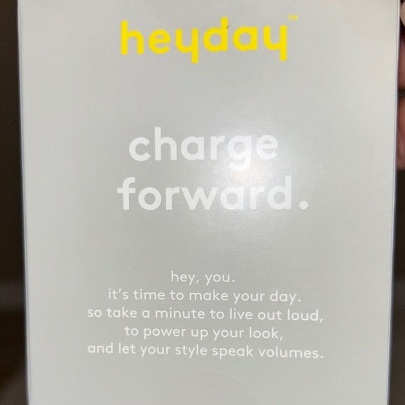 Heyday USB Wall Charger - Picture 4 of 5